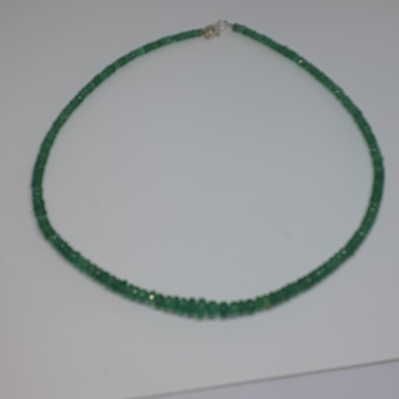Natural Bogata Columbian grade Aaa emerald beaded necklace .57 carats Wholesale! - Picture 7 of 12